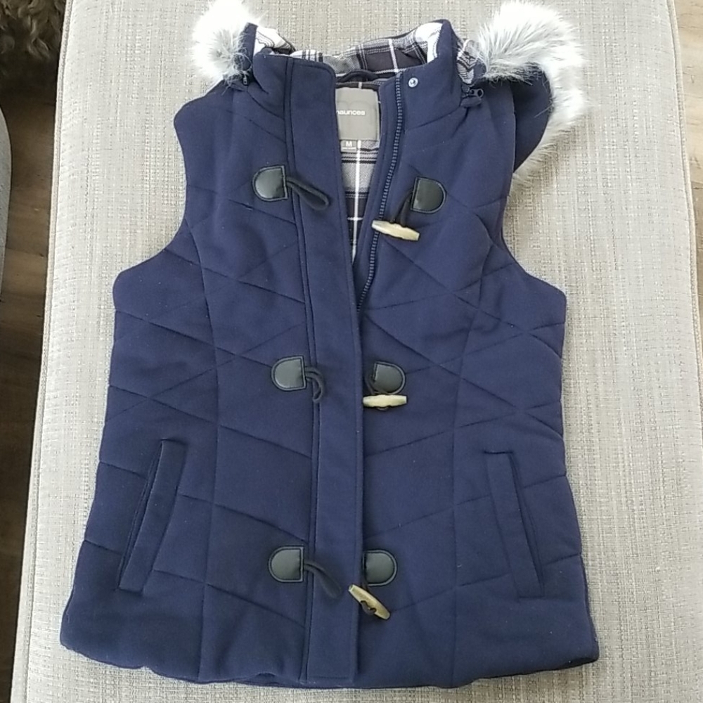 Maurice's vest